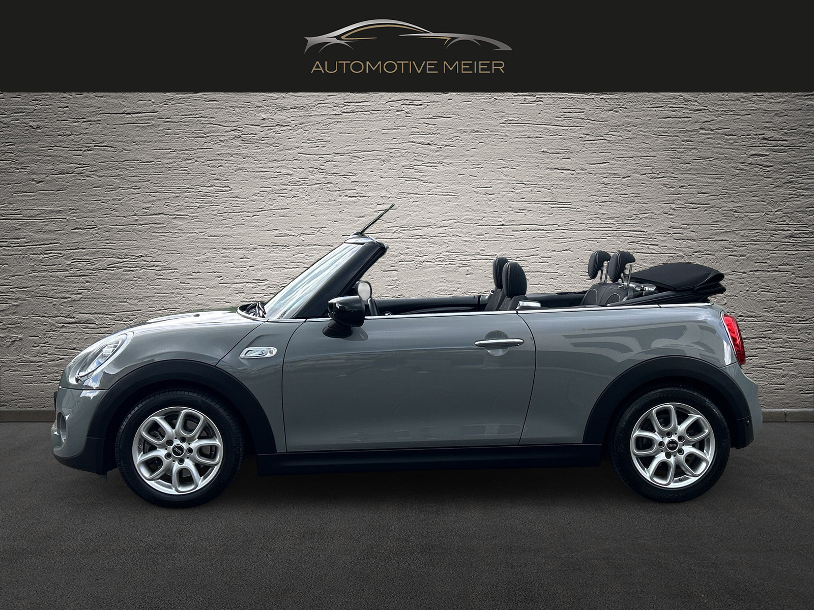 MINI Cooper S Cabriolet DKG-CH Fahrzeug-Face Lift Modell mit digitalem Tacho--showroom-element-1