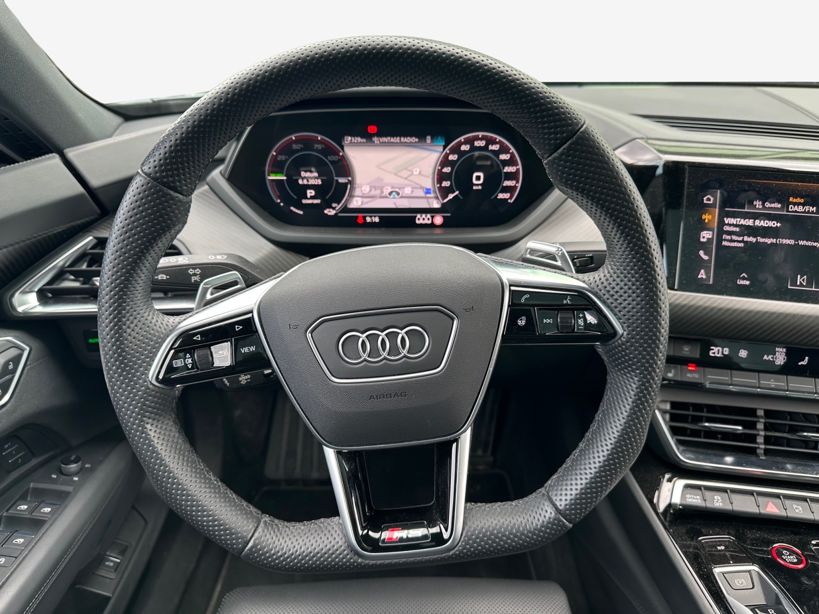 AUDI RS e-tron GT quattro-image-9