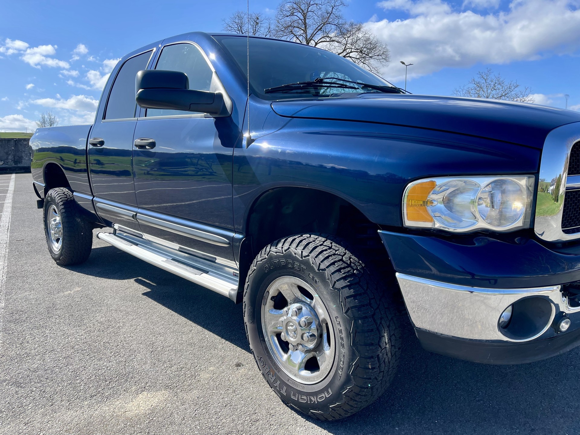 DODGE RAM 2500 5.9L Cummins - 100'000km - Expertisé-image-2