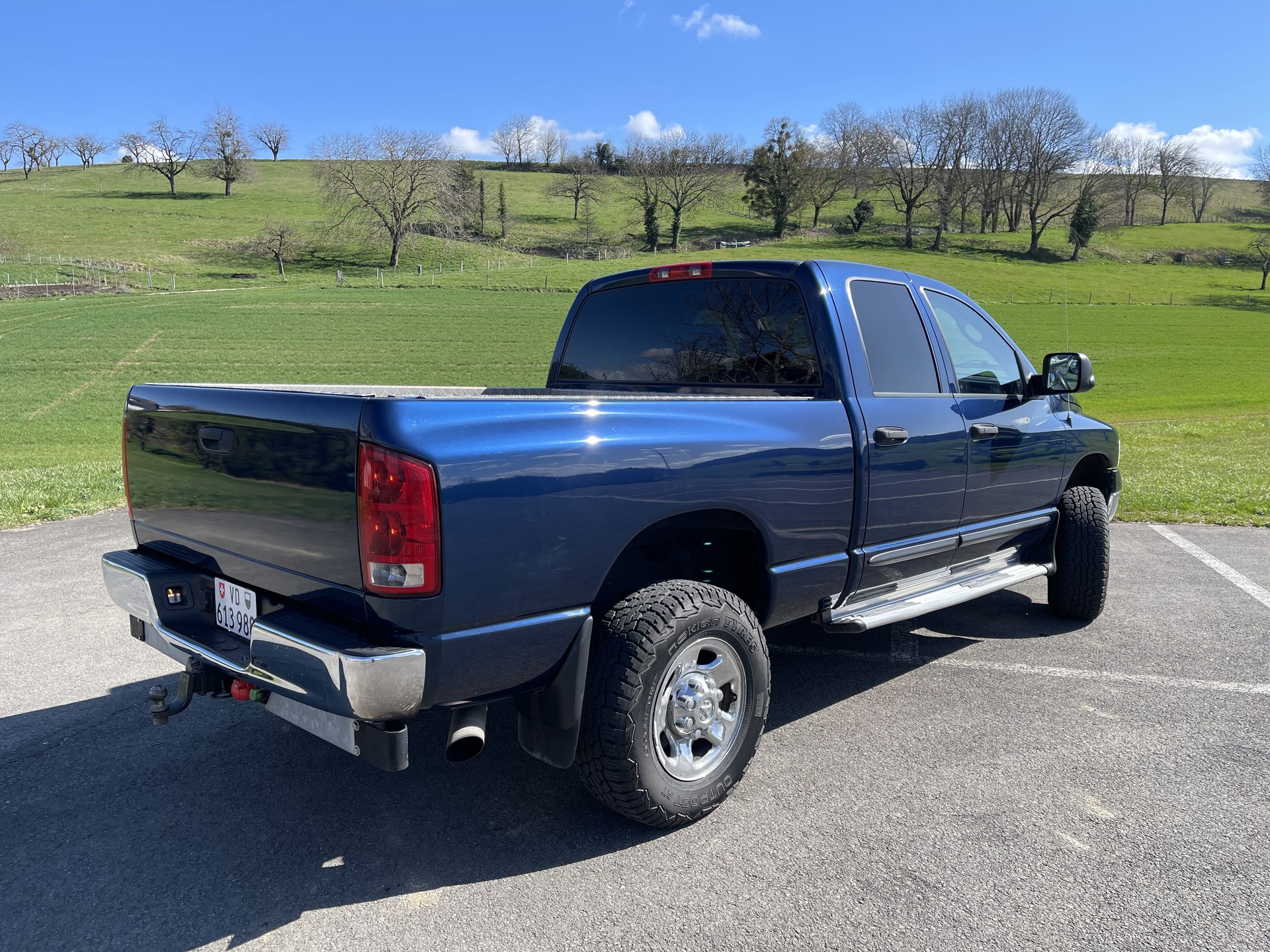 DODGE RAM 2500 5.9L Cummins - 100'000km - Expertisé-image-1
