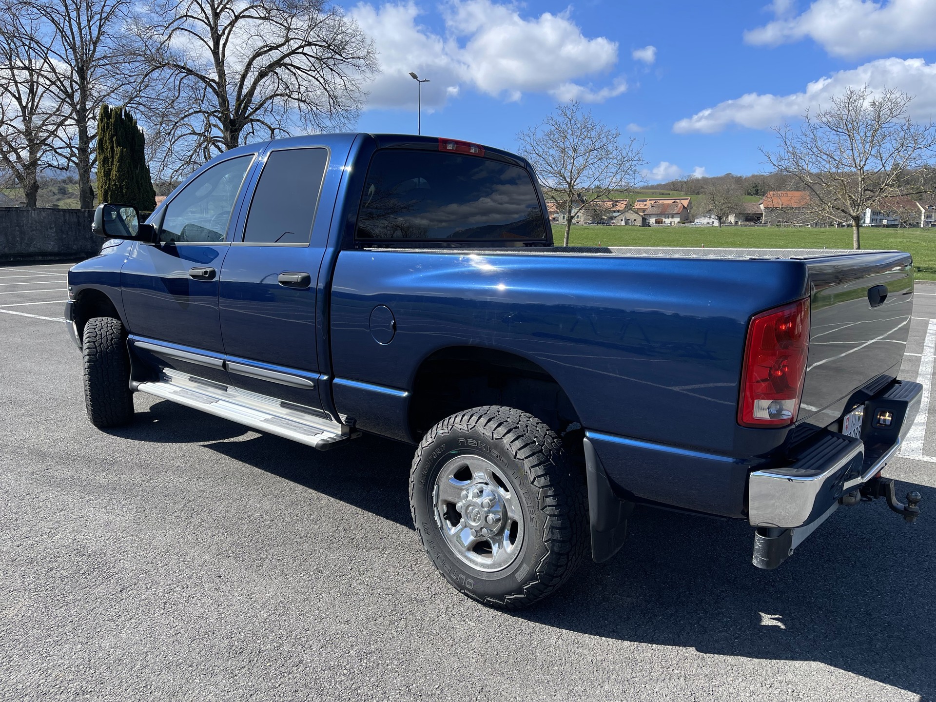 DODGE RAM 2500 5.9L Cummins - 100'000km - Expertisé-image-3