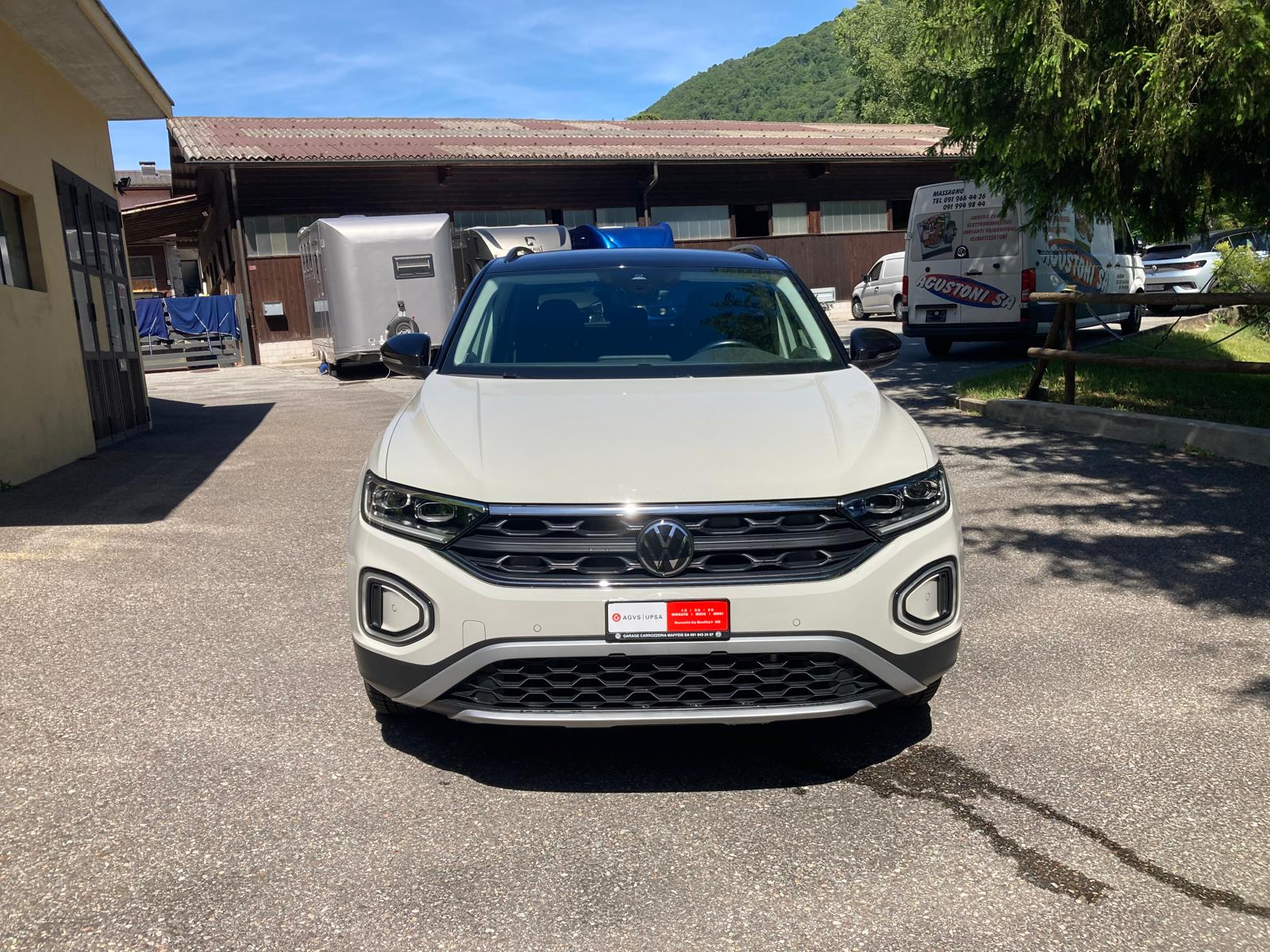 VW T-Roc 1.5 TSI EVO Life DSG-showroom-element-1