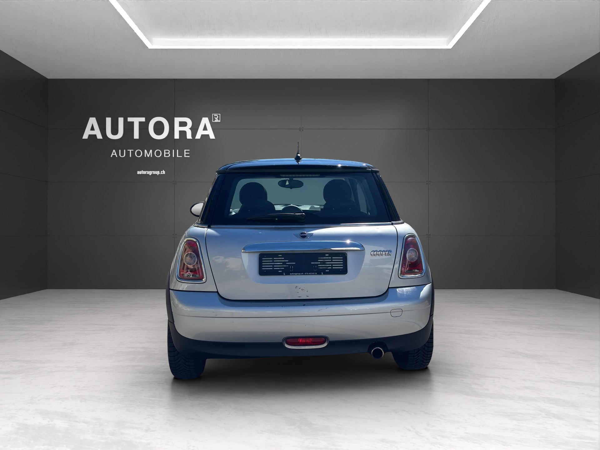 MINI R56 Cooper 1.6-image-7