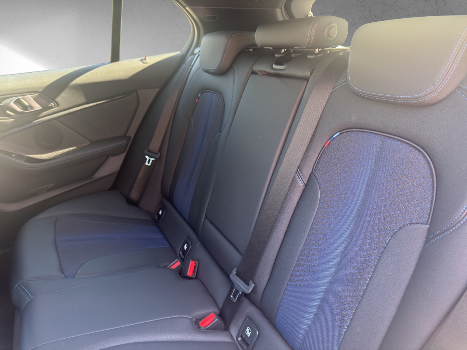 BMW 118i M Sport Steptronic-image-16