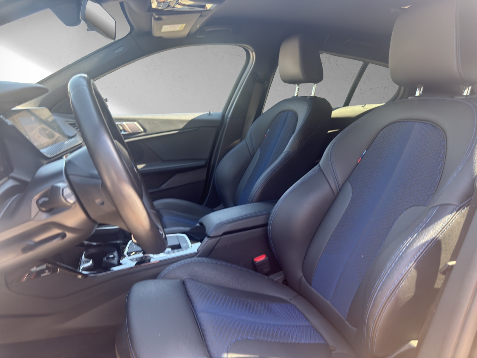 BMW 118i M Sport Steptronic-image-15