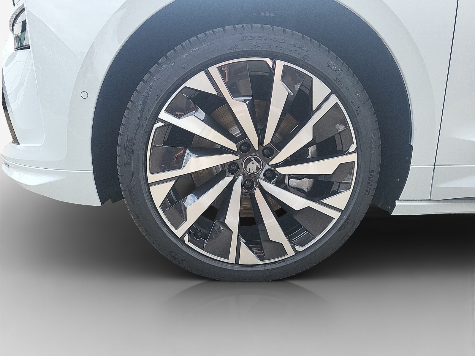 SKODA Enyaq 85x Sportline 4x4-image-11