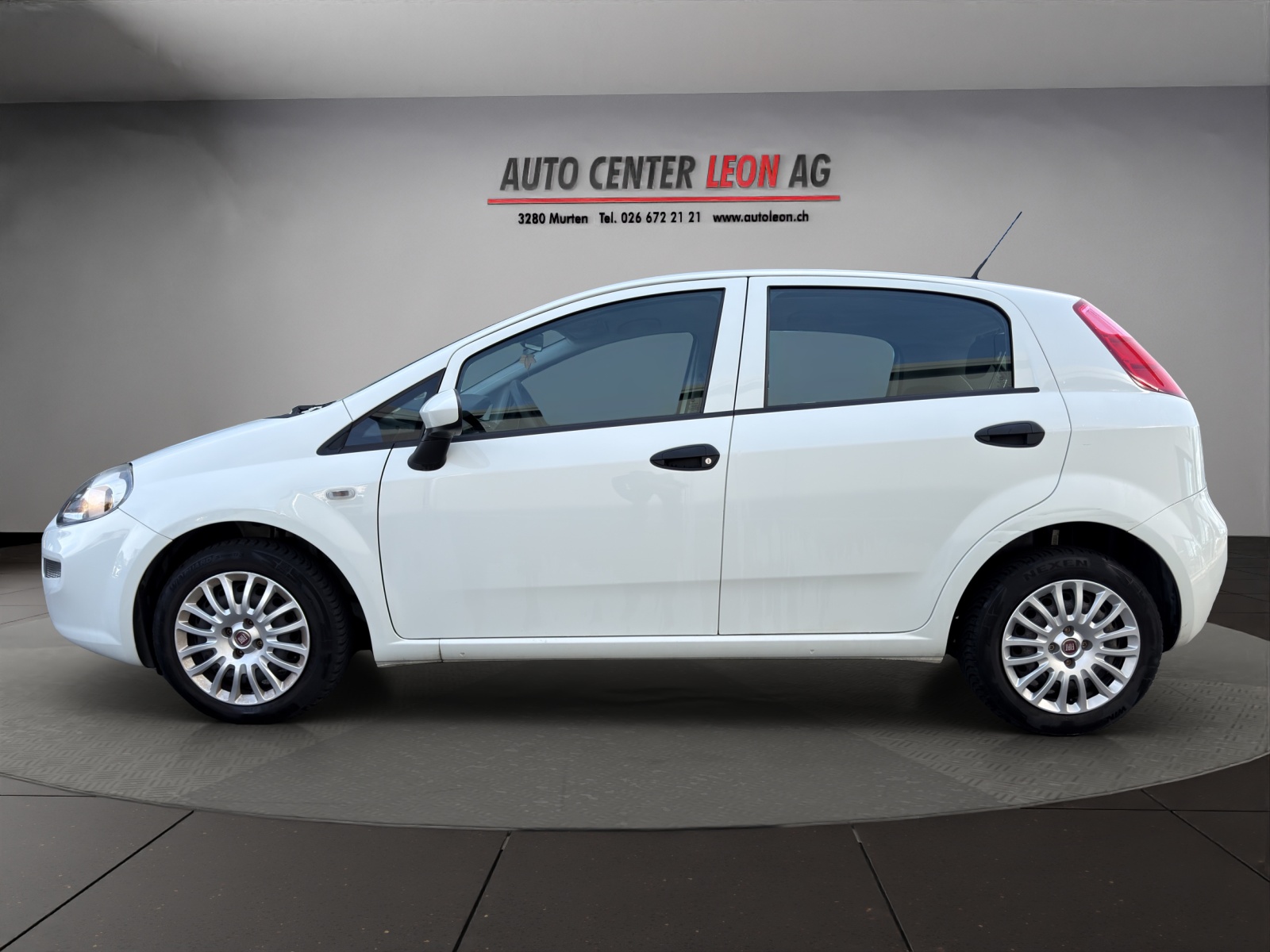FIAT Punto 1.2 Young-image-2