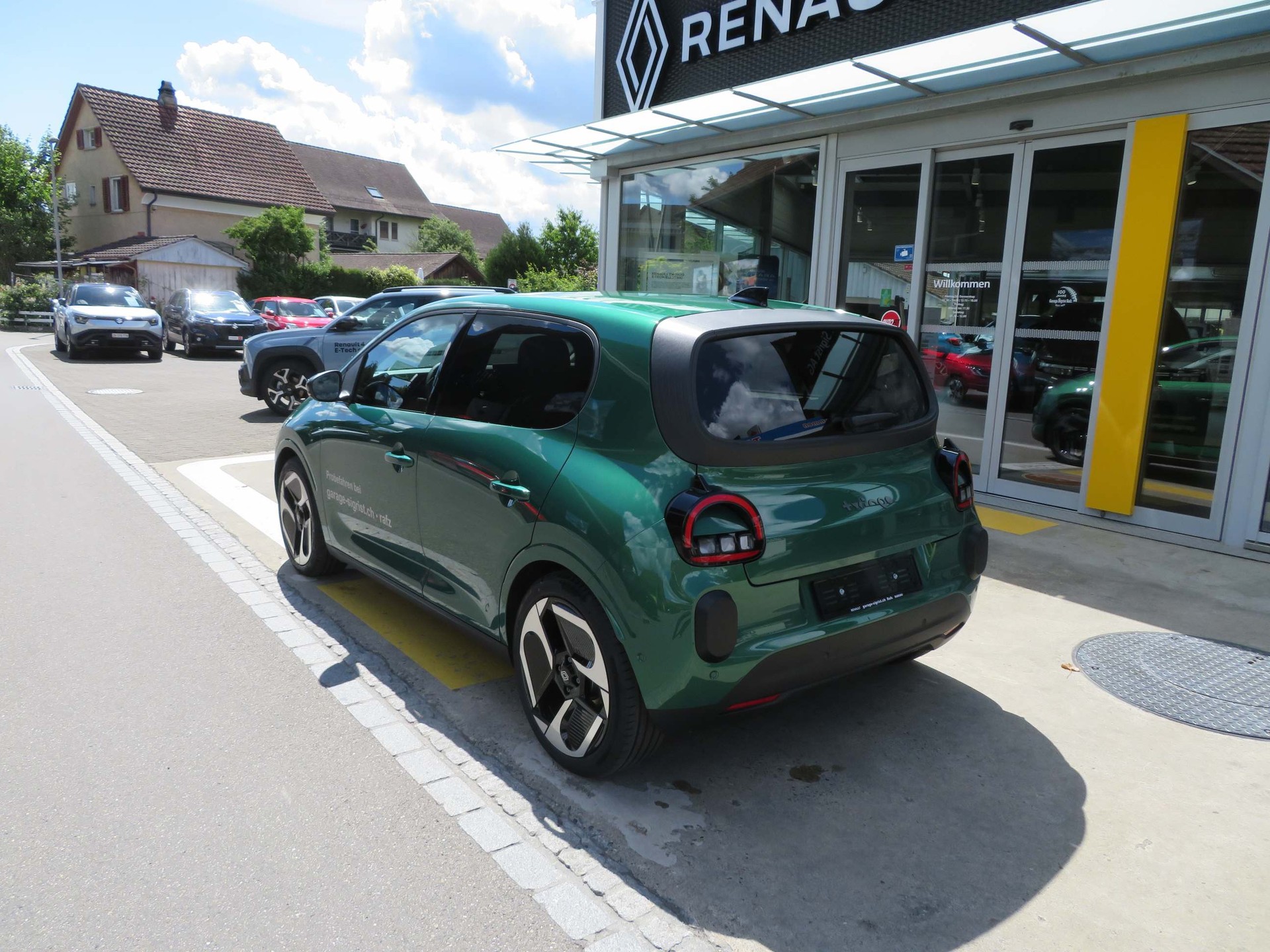 RENAULT Twingo E-Tech Urban Range techno-image-7