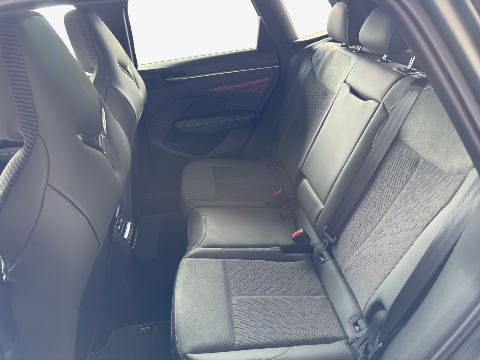 CUPRA Terramar 1.5 eHybrid Prime Edition VZ DSG-image-11