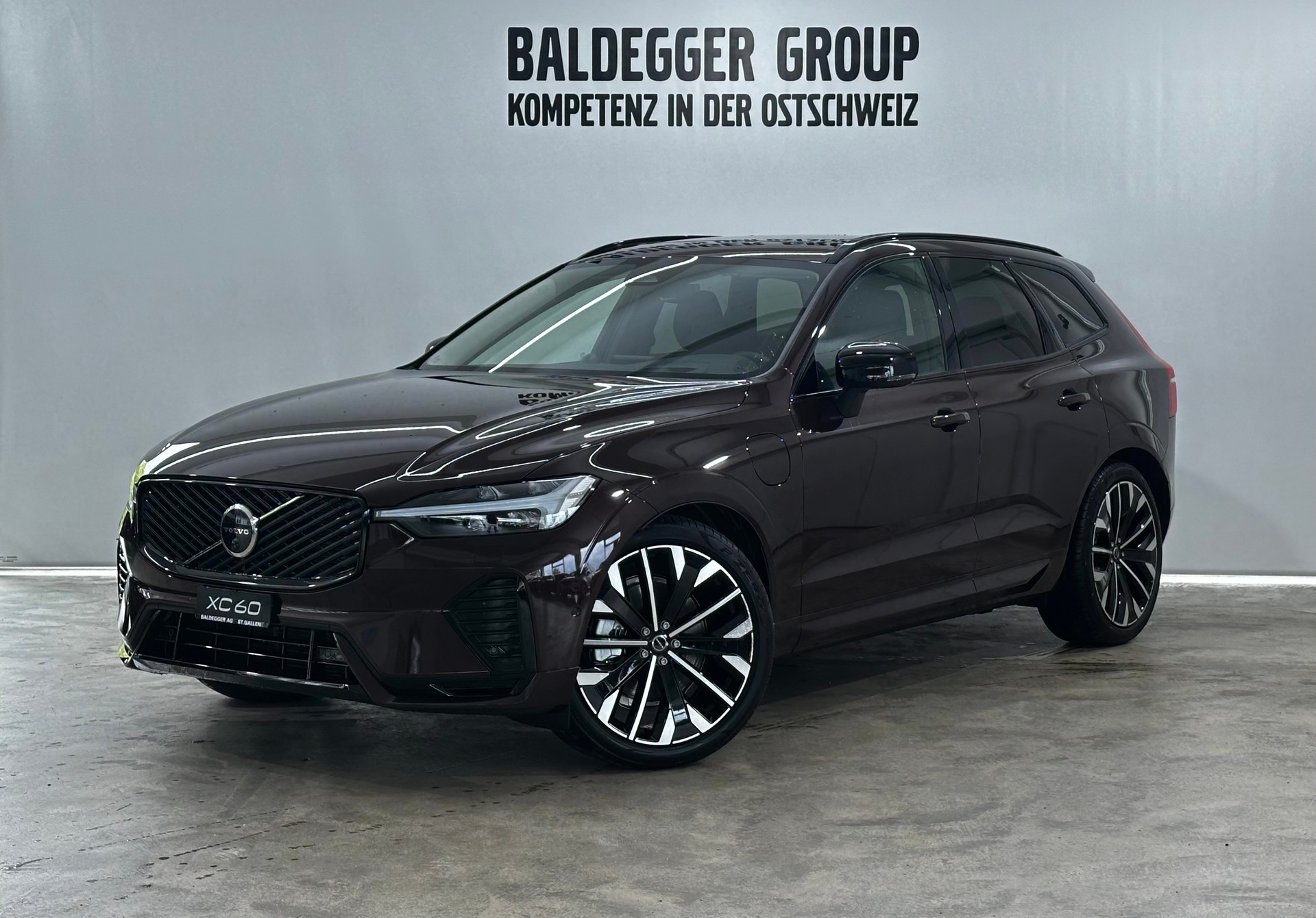 VOLVO XC60 2.0 T8 TE Ultra Dark eAWD