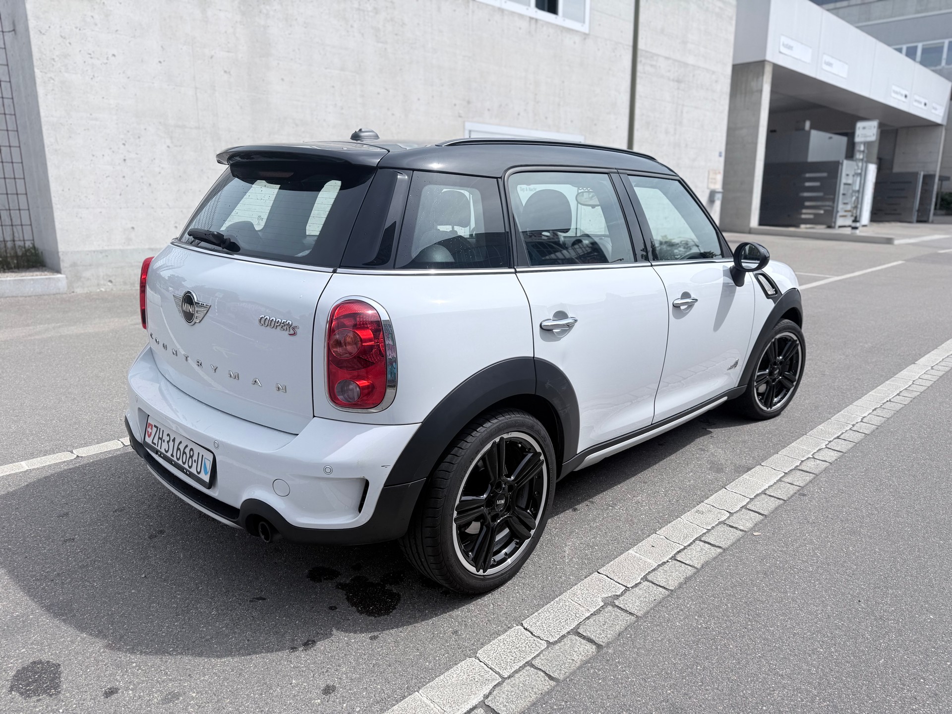 MINI Countryman Cooper S ALL4 Steptronic-image-4