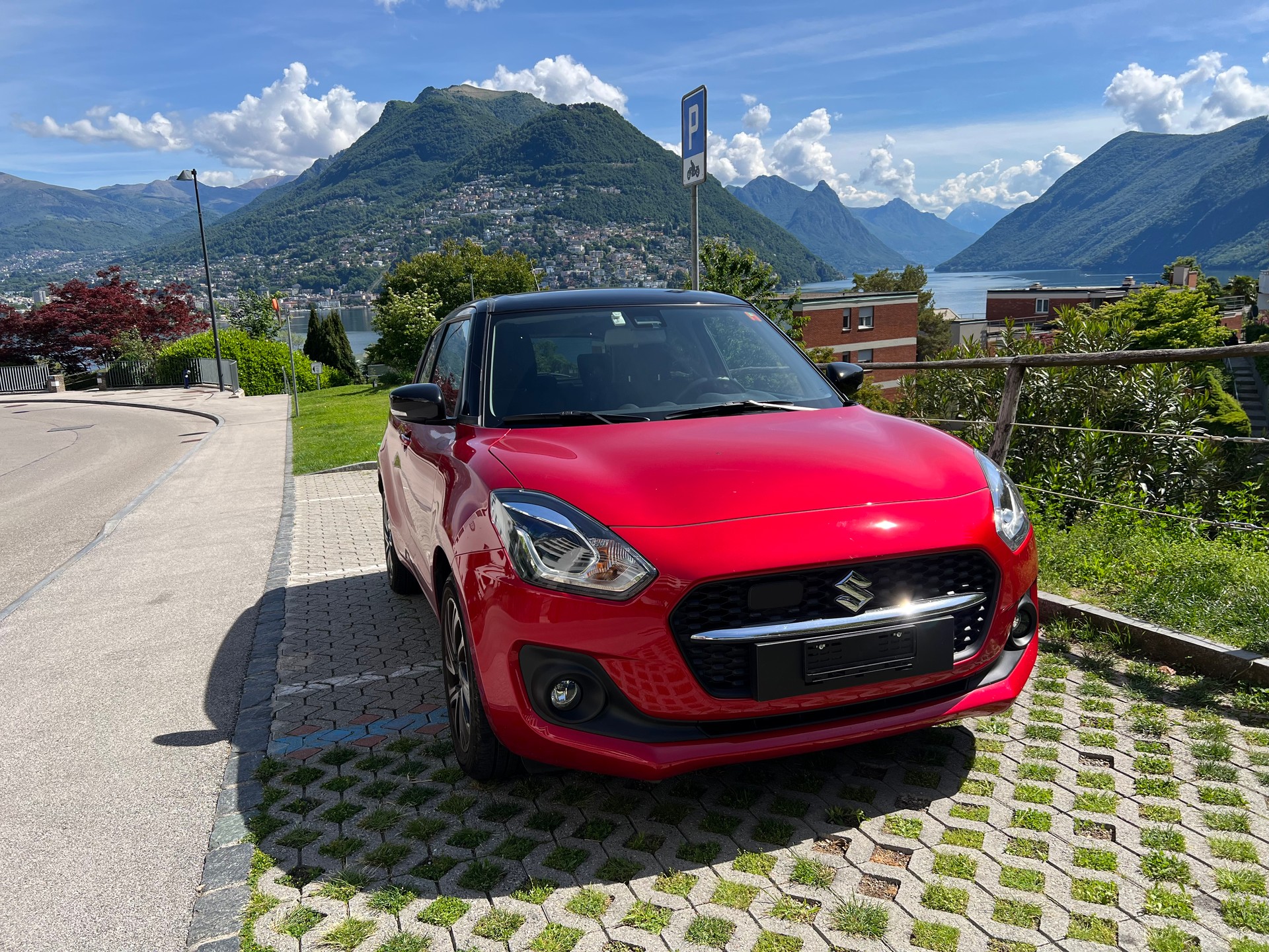 SUZUKI 1.2 Compact Top Hybrid-image-0
