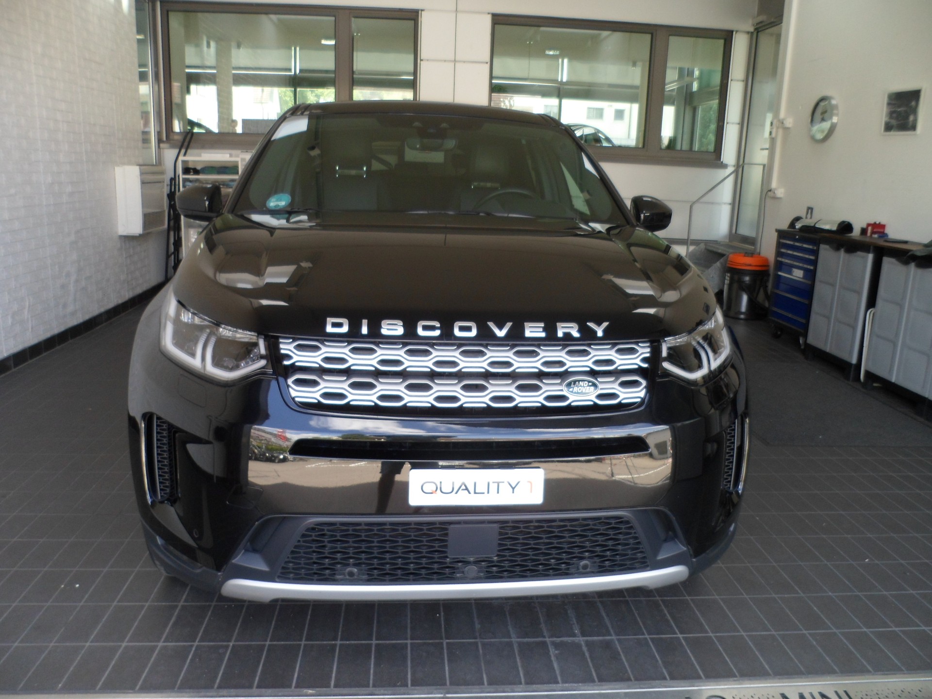LAND ROVER Discovery Sport R Dyn D180 2.0D TD4 MHEV SE AWD AT9-image-0