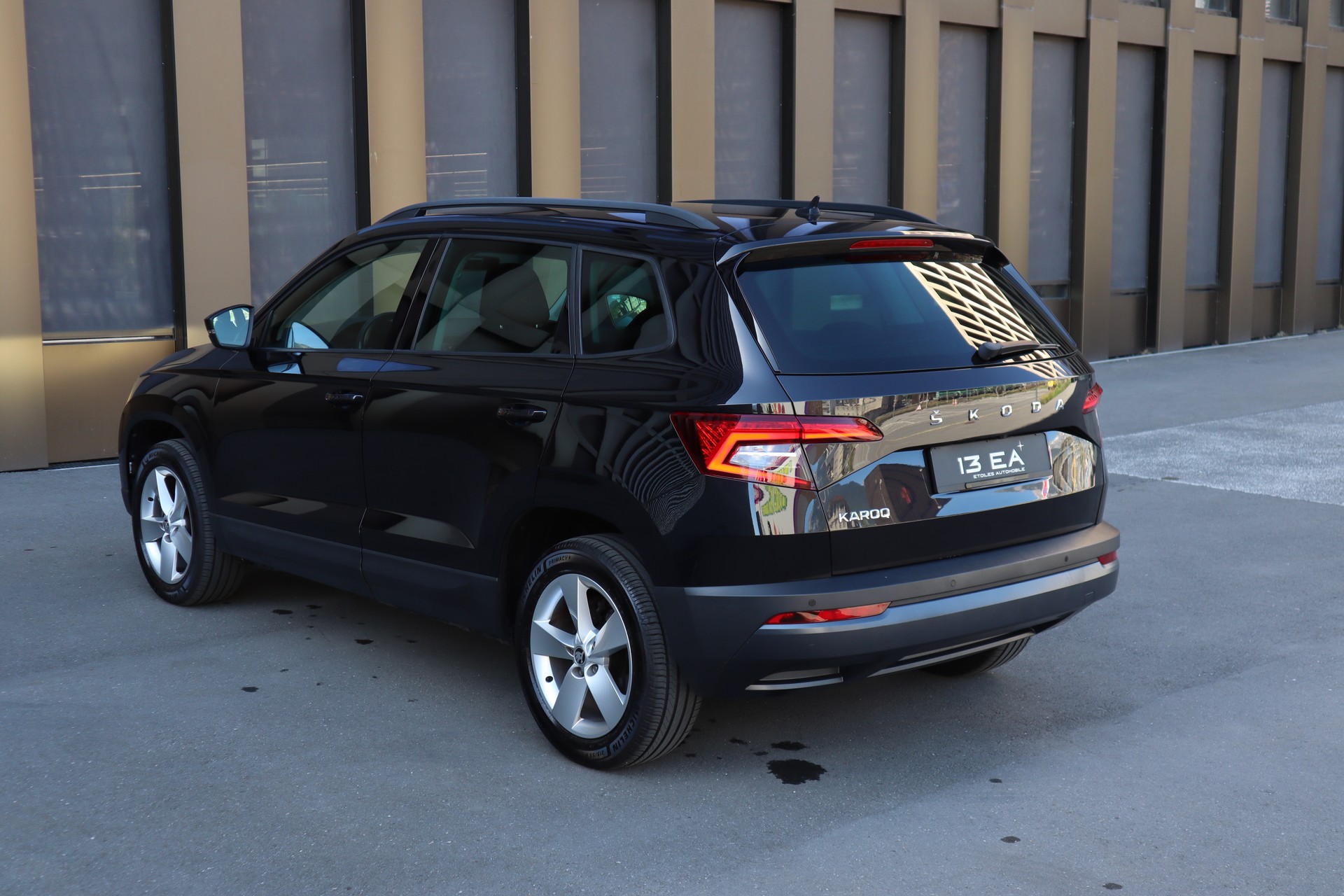SKODA Karoq 1.5 TSI ACT Ambition DSG-image-6