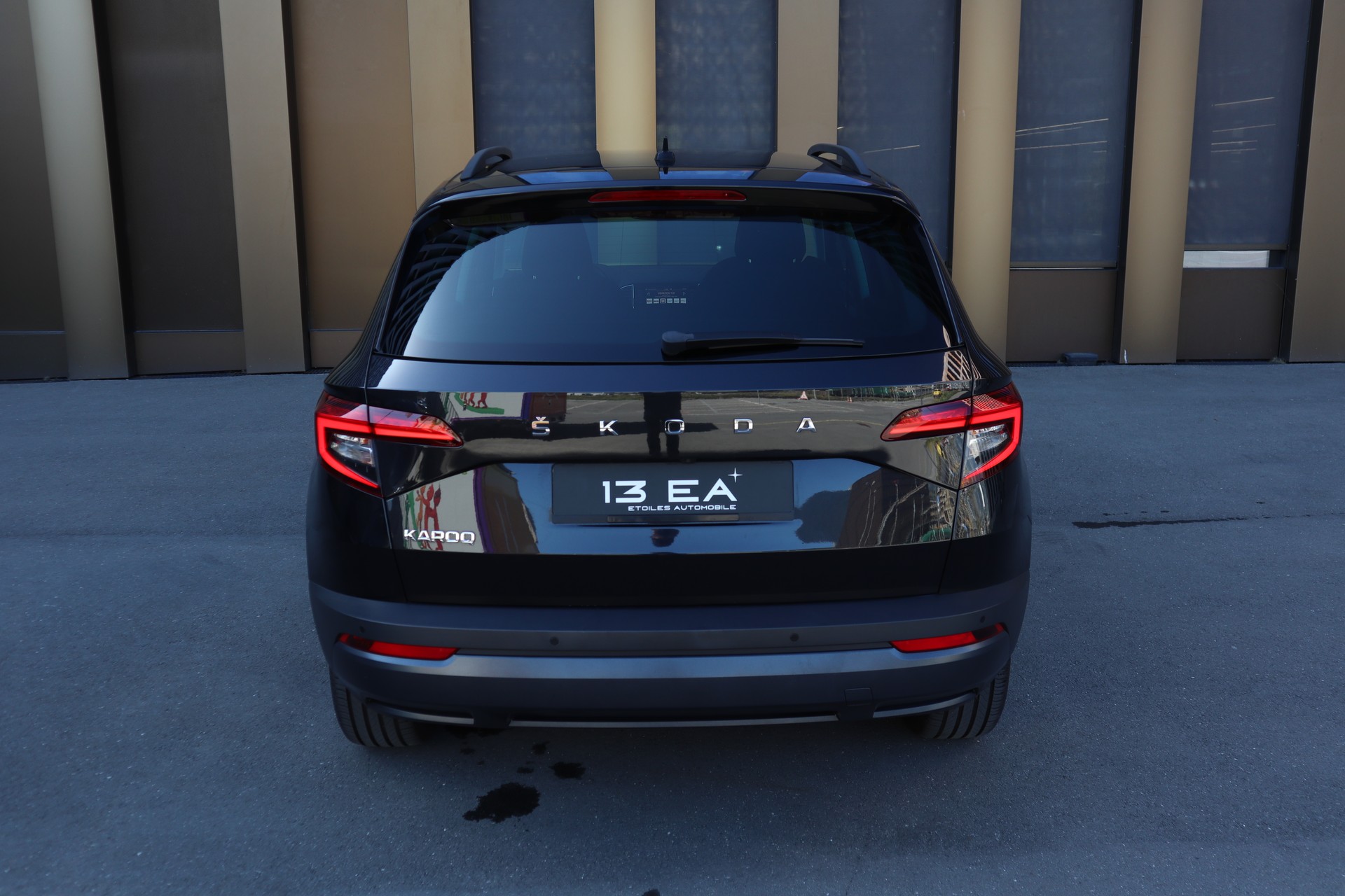 SKODA Karoq 1.5 TSI ACT Ambition DSG-image-4
