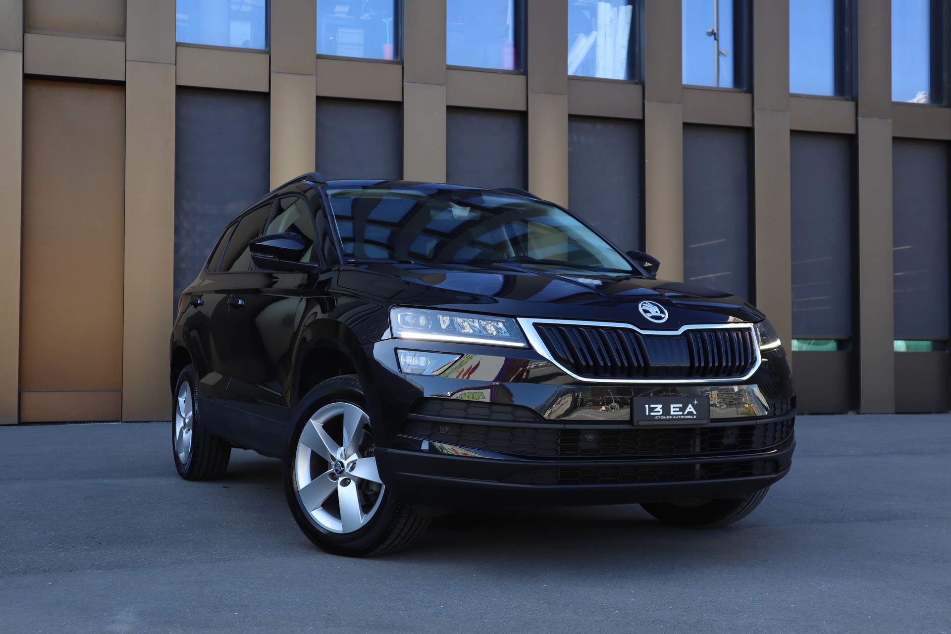 SKODA Karoq 1.5 TSI ACT Ambition DSG-image-0
