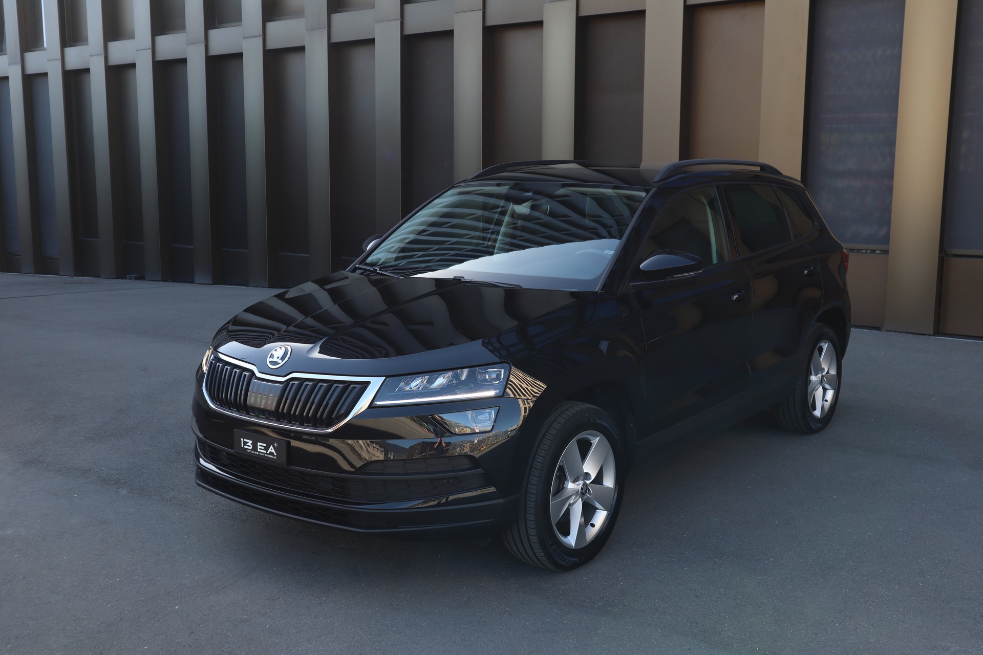 SKODA Karoq 1.5 TSI ACT Ambition DSG-image-2