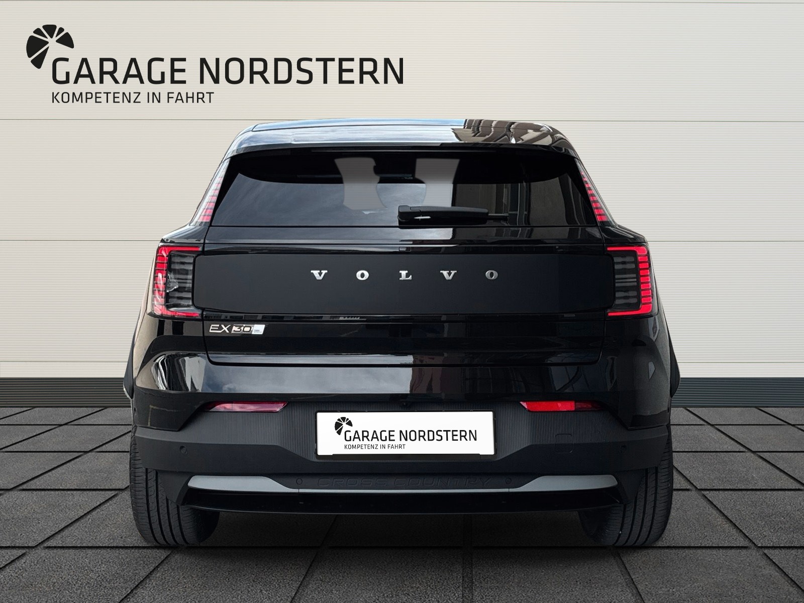 VOLVO EX30 CC E60 Twin Performance AWD-image-3