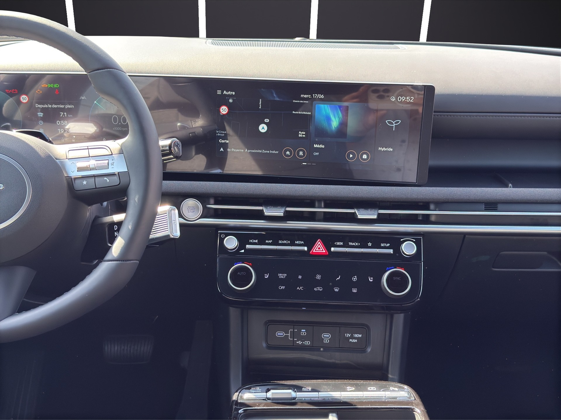 HYUNDAI Tucson 1.6 TGDI HEV Origo Black Line 4WD-image-10
