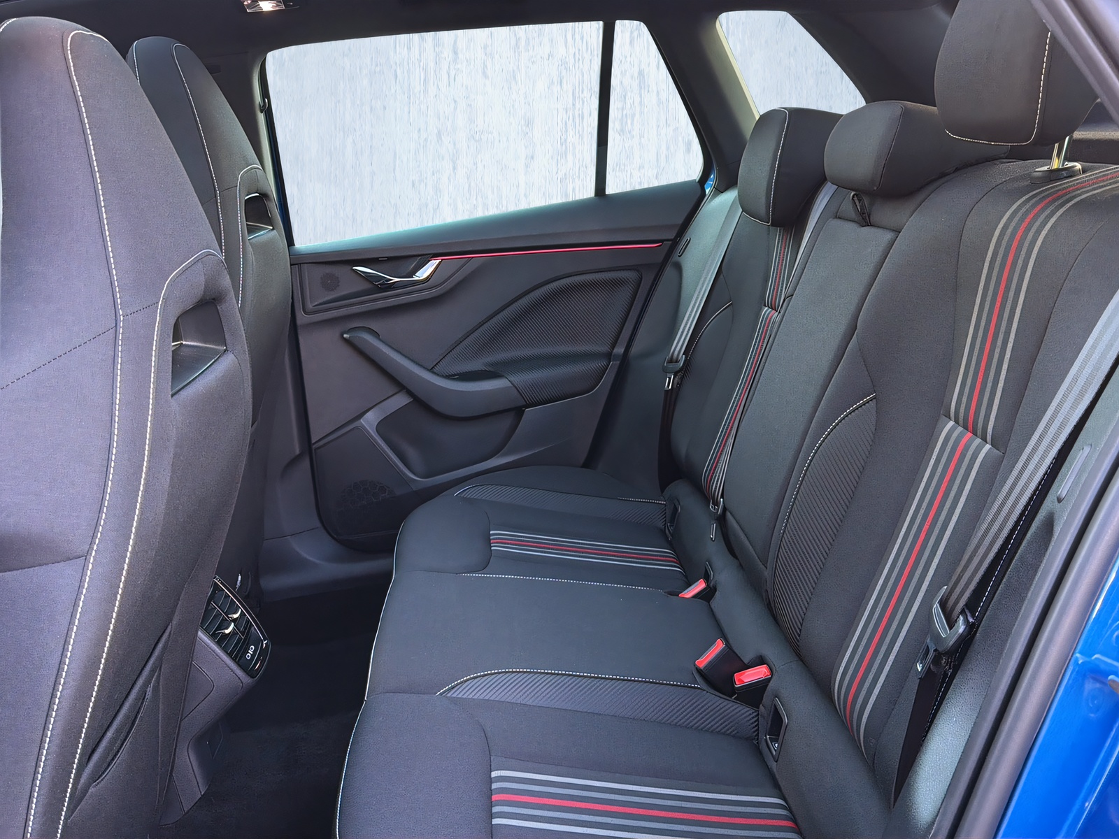 SKODA Kamiq 1.5 TSI Monte Carlo DSG-image-16