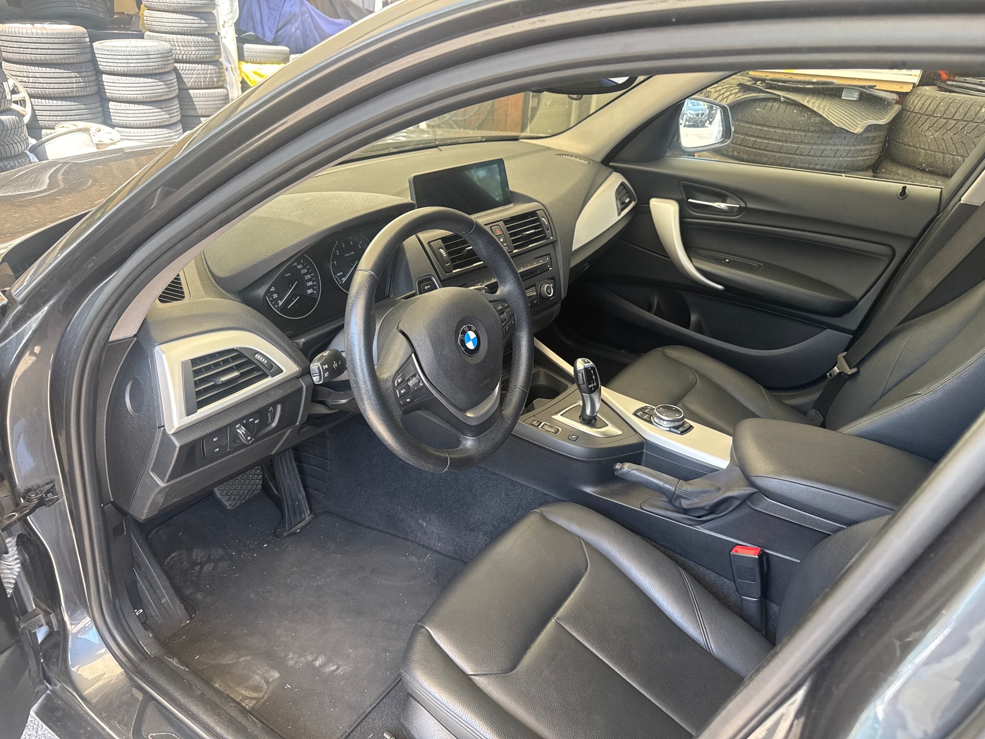 BMW 116i Steptronic-image-11