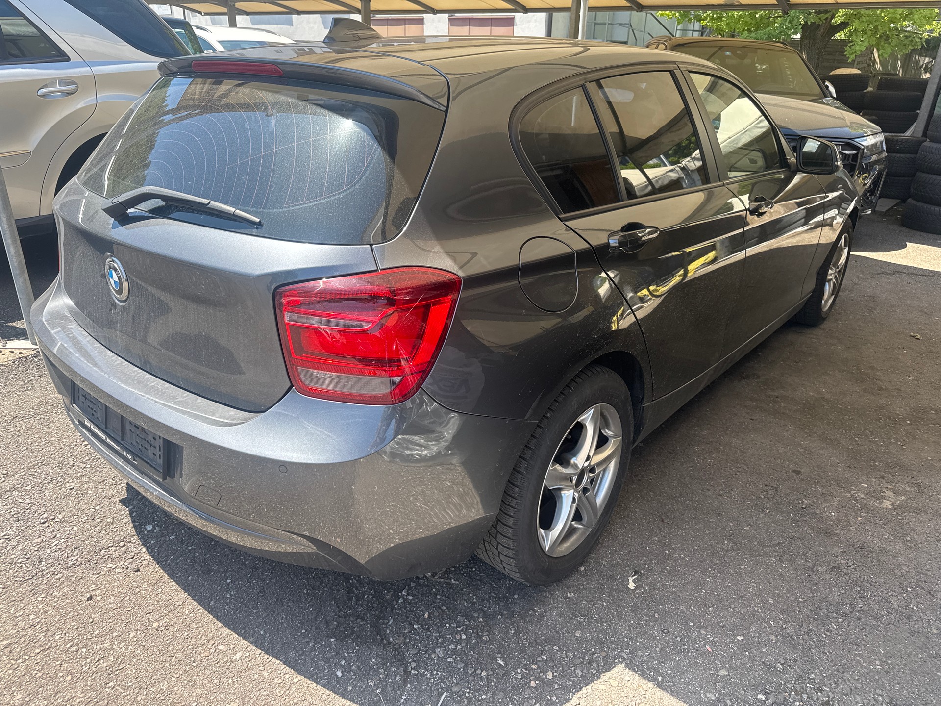 BMW 116i Steptronic-image-6