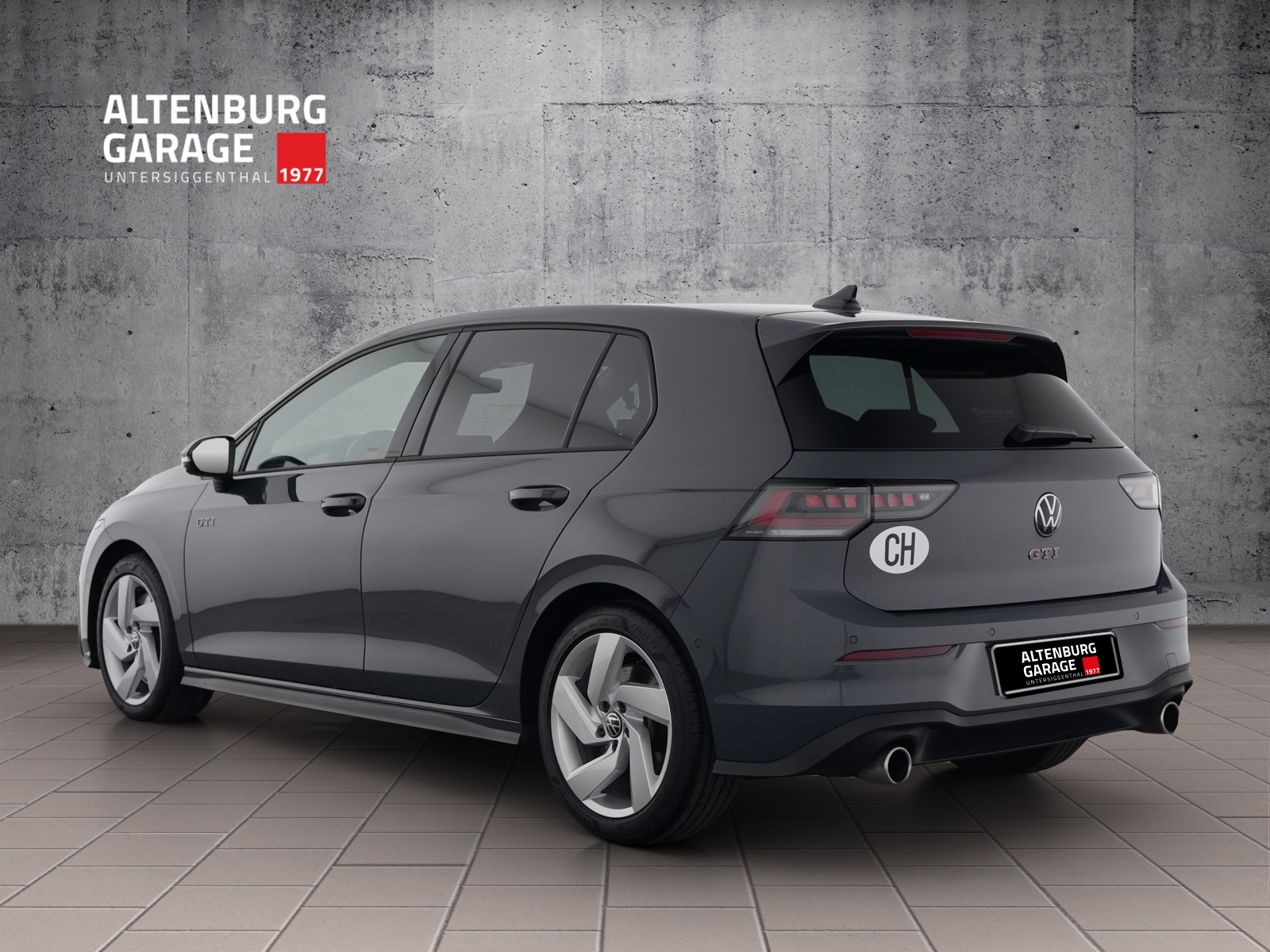 VW Golf VIII 2.0 TSI GTI DSG-image-2
