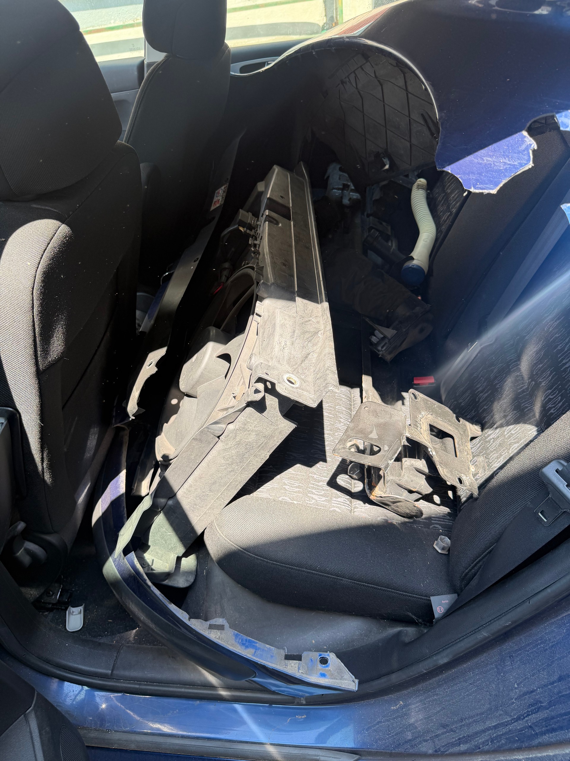 PEUGEOT 307 2.0 16V XSi-image-13