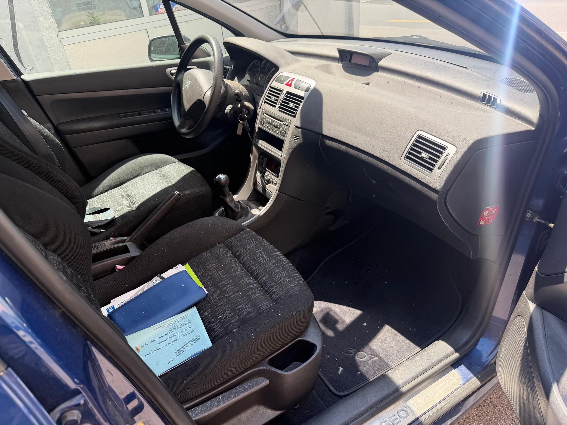 PEUGEOT 307 2.0 16V XSi-image-5