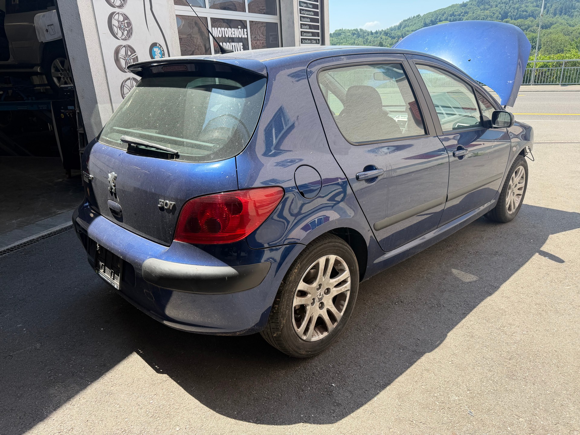 PEUGEOT 307 2.0 16V XSi-image-3