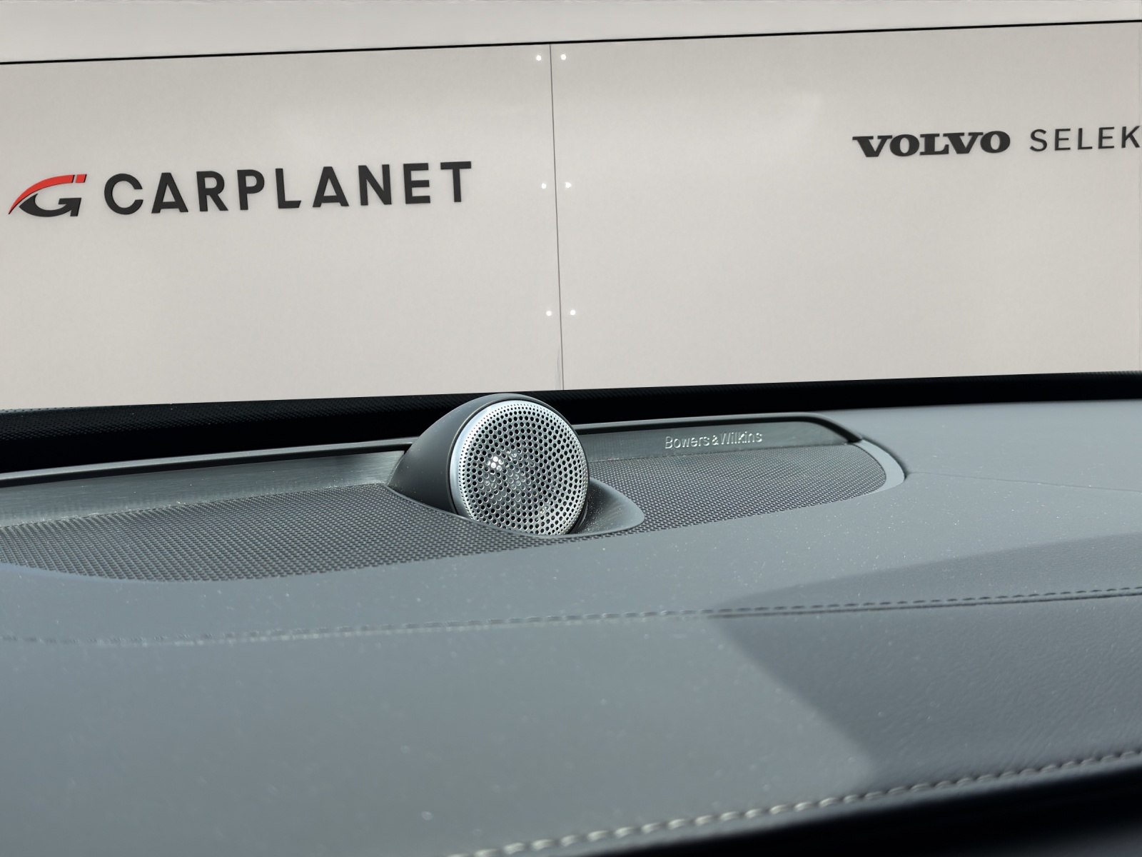 VOLVO XC90 2.0 B5 MH R-Design 7P. AWD-image-13