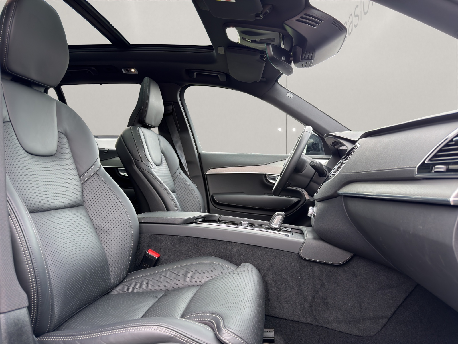 VOLVO XC90 2.0 B5 MH R-Design 7P. AWD-image-8