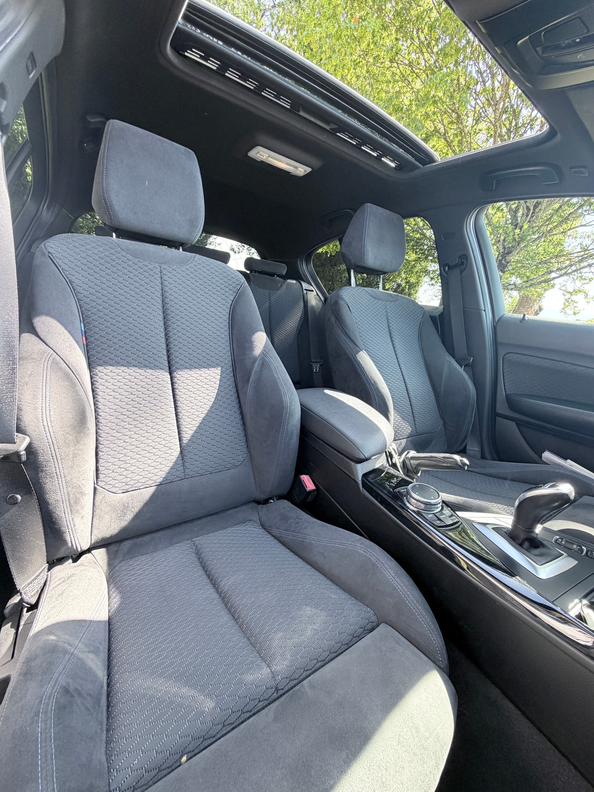 BMW 120d xDrive M Sport Steptronic-image-14