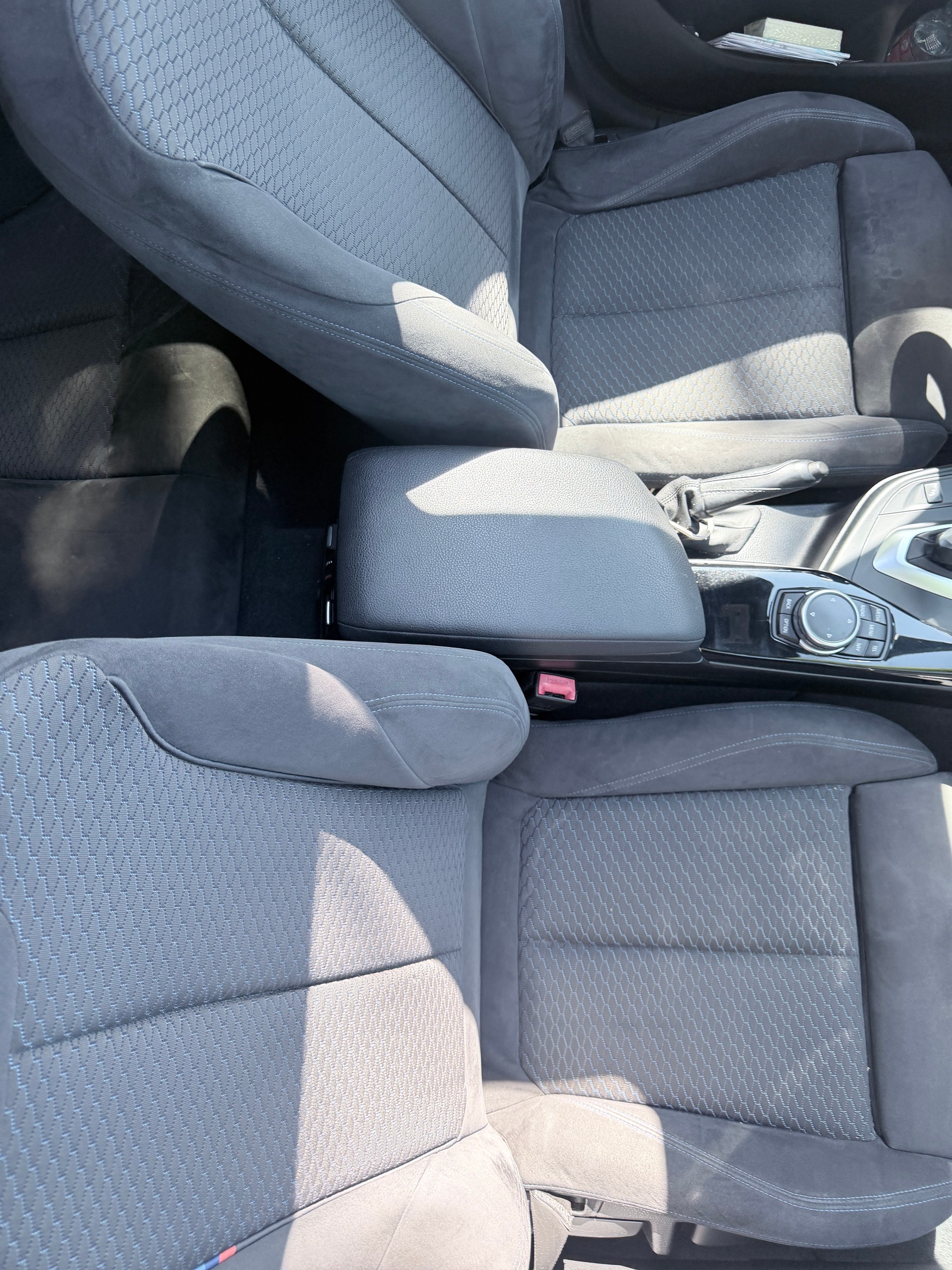 BMW 120d xDrive M Sport Steptronic-image-1