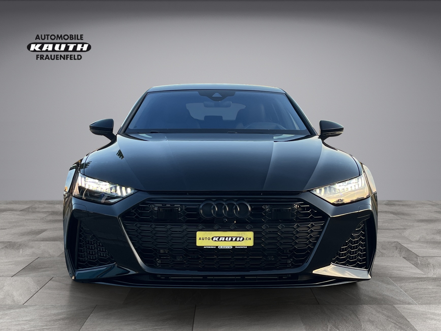 AUDI RS7 Sportback *Standheizung, 22" Performance Räder, 5 Jahre Audi Garantie*-showroom-element-3
