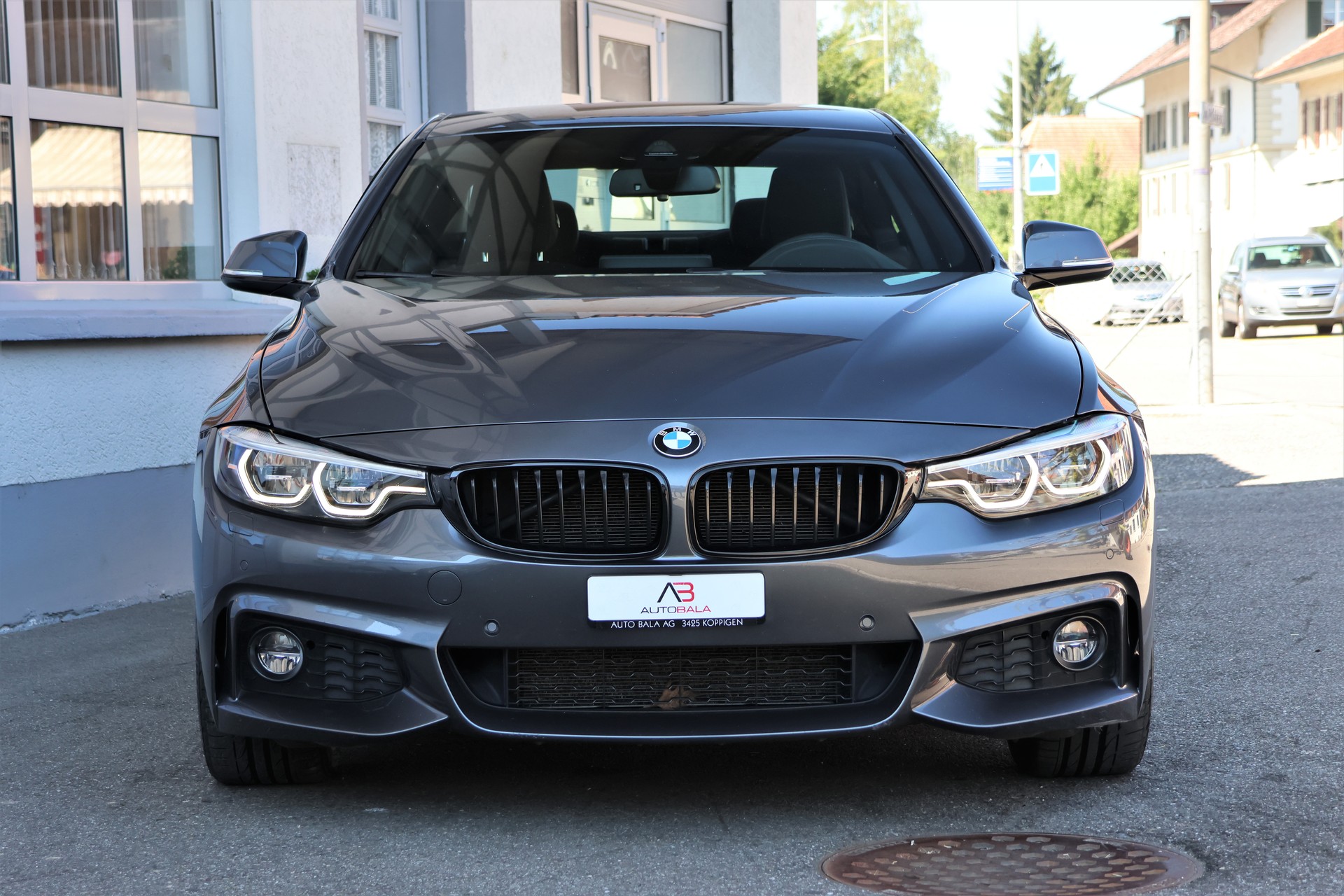 BMW 440i Coupé xDrive M Sport Steptronic (CH)-image-1