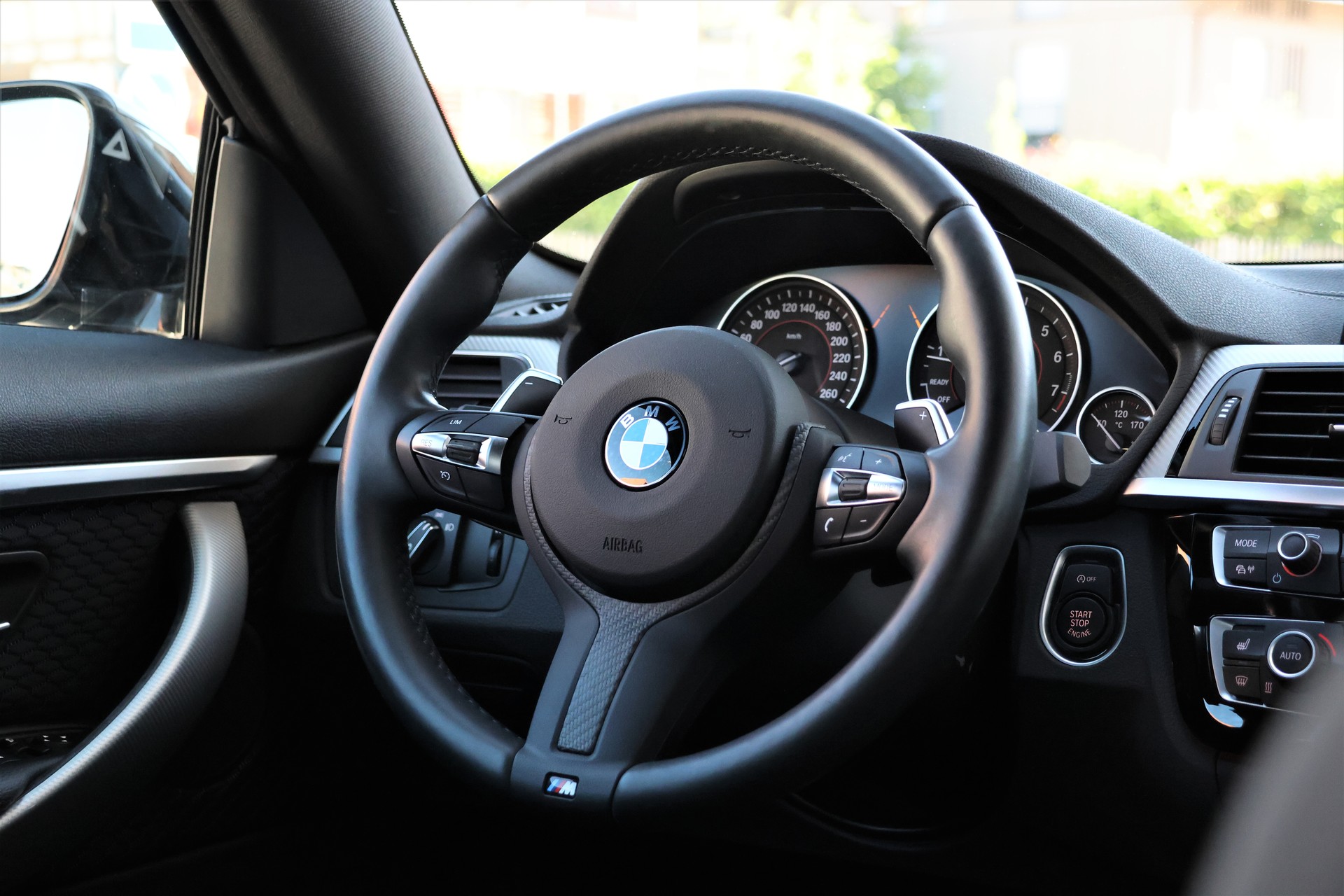 BMW 440i Coupé xDrive M Sport Steptronic (CH)-image-13