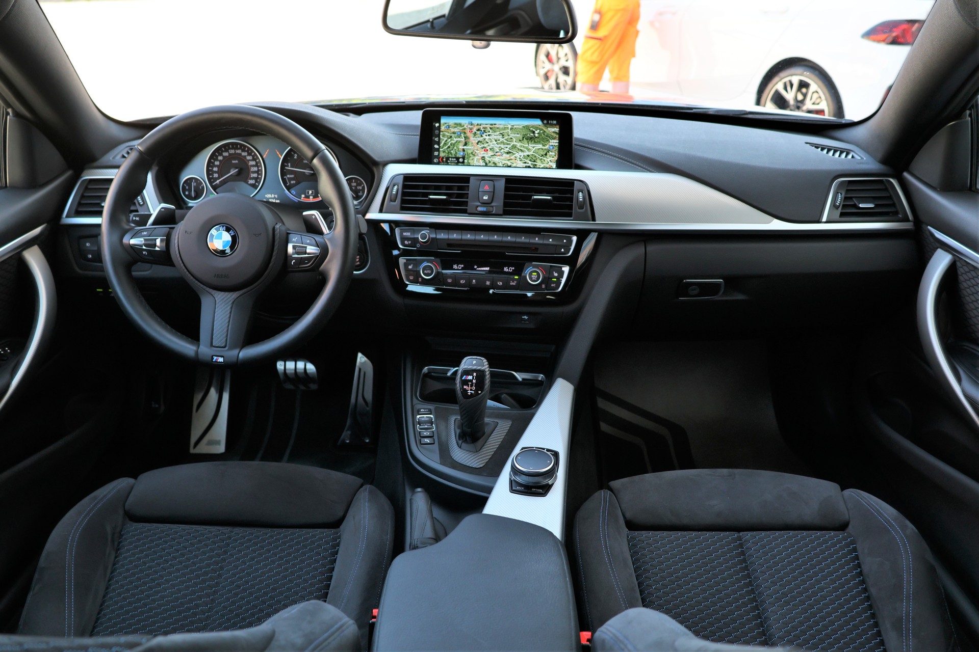BMW 440i Coupé xDrive M Sport Steptronic (CH)-image-14