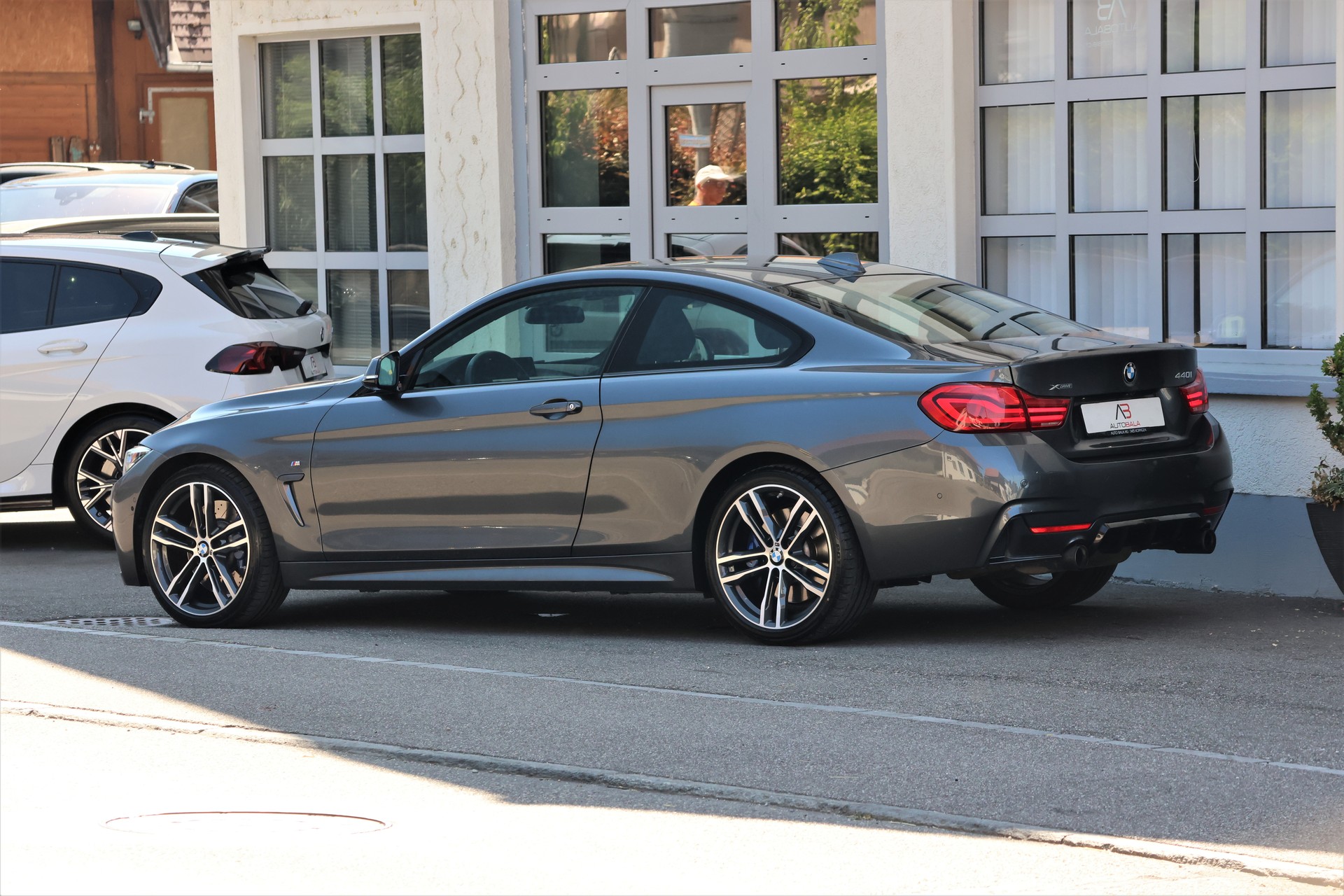 BMW 440i Coupé xDrive M Sport Steptronic (CH)-image-4