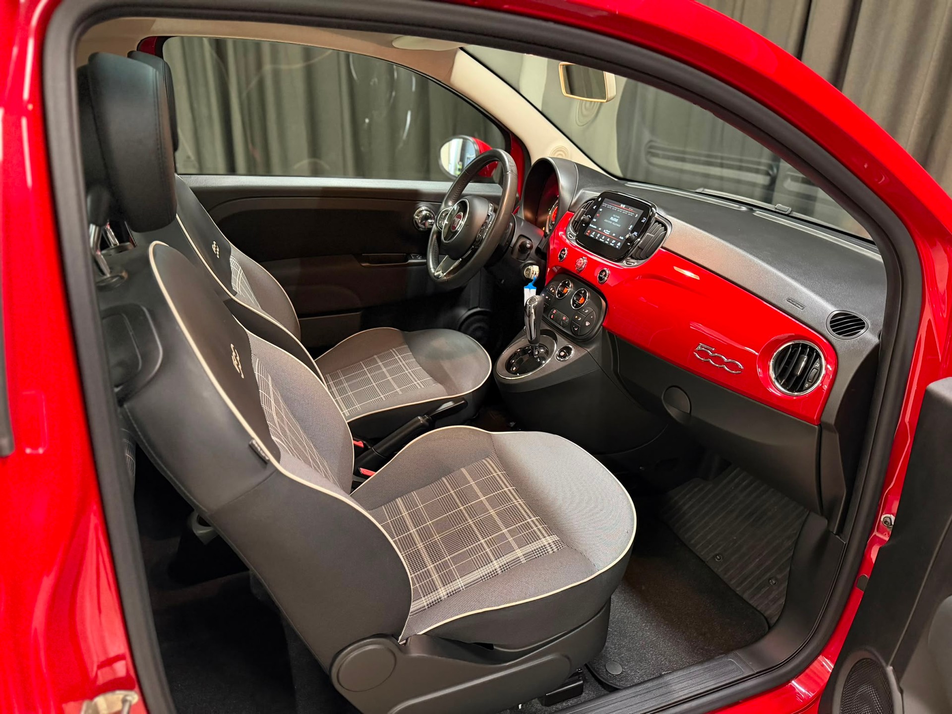 FIAT 500C 0.9 Twinair Anniversario Dualogic-image-10