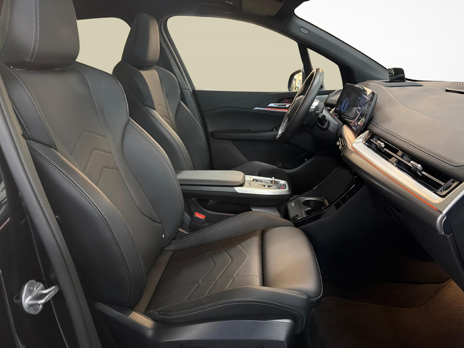 BMW 225e xDrive paddles Active Tourer-image-14