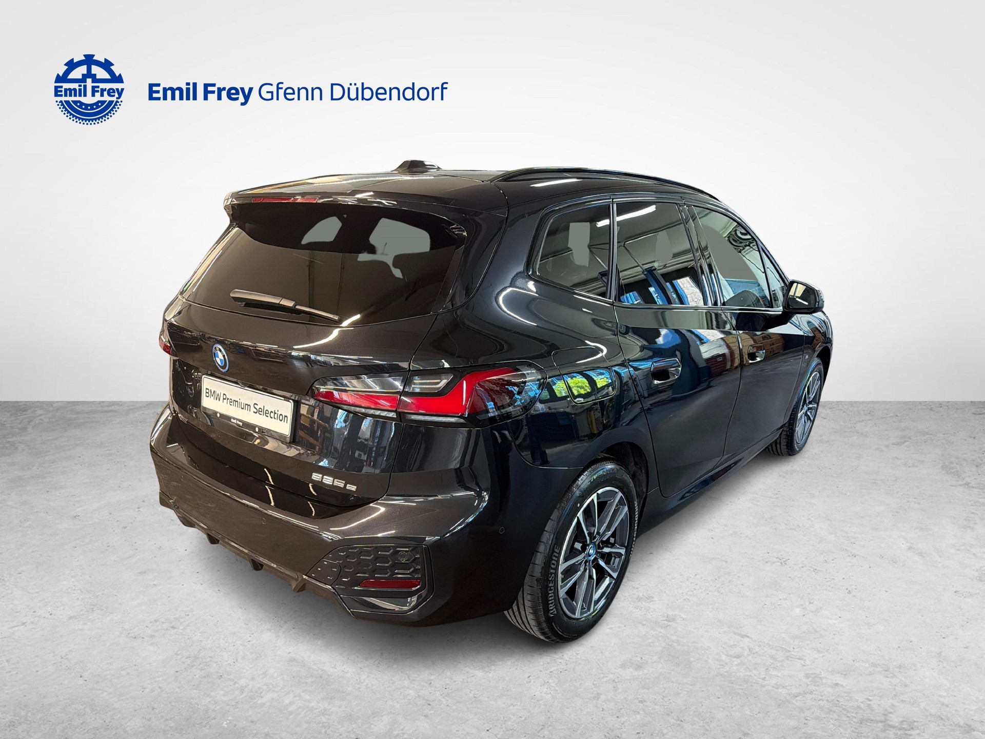 BMW 225e xDrive paddles Active Tourer-image-3