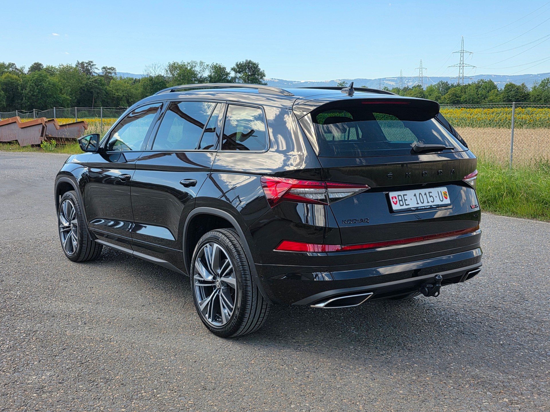 SKODA Kodiaq 2.0 TSI 4x4 RS / 7 Plätzer / AHK 2000kg-image-1