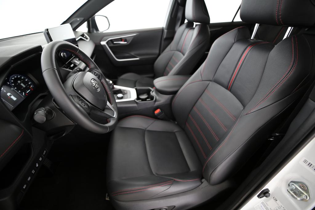 TOYOTA RAV4 2.5 Plug-In-Hybrid Platinum-image-3