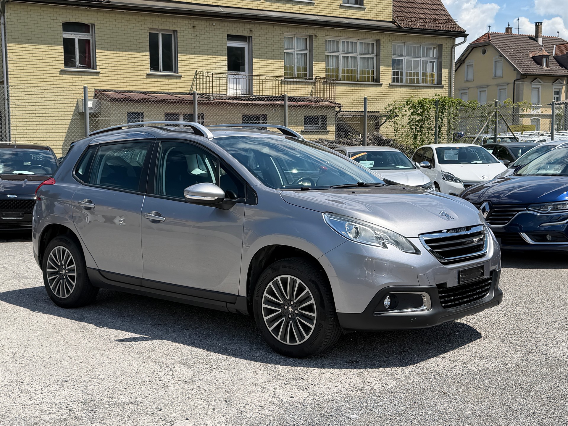 PEUGEOT 2008 1.6 VTI Active-image-1