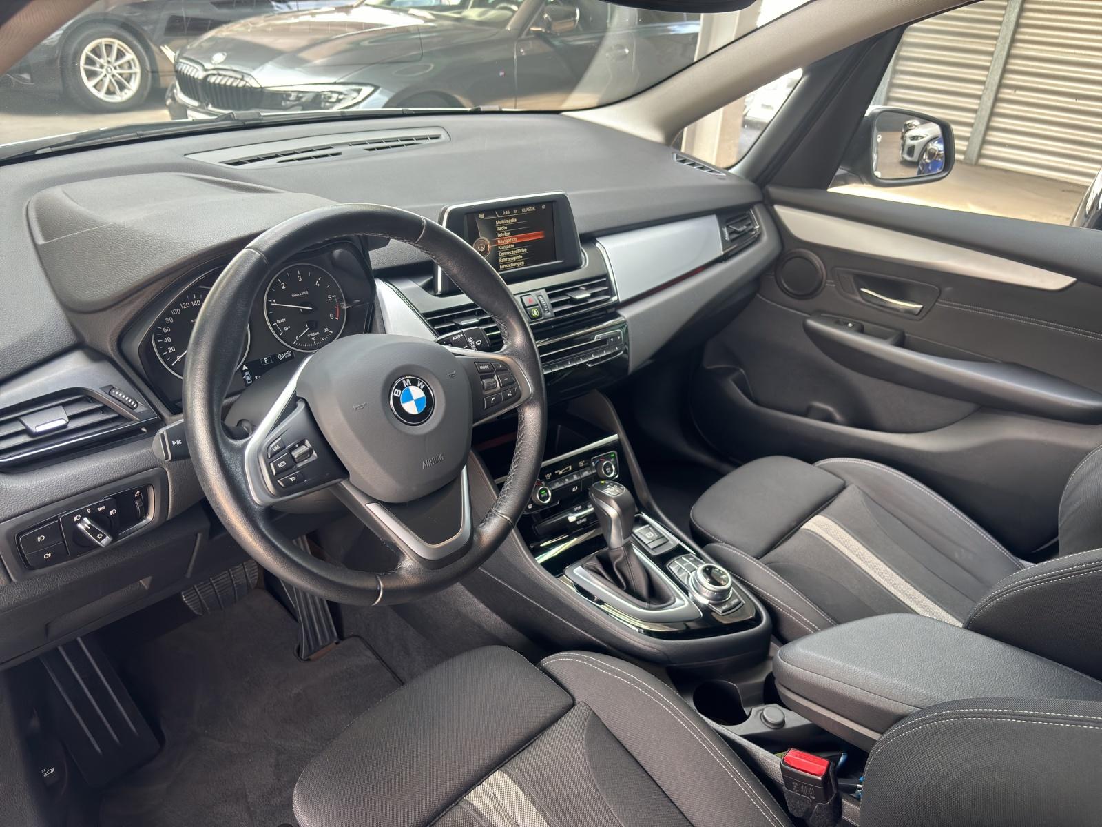 BMW 218d Gran Tourer-image-19
