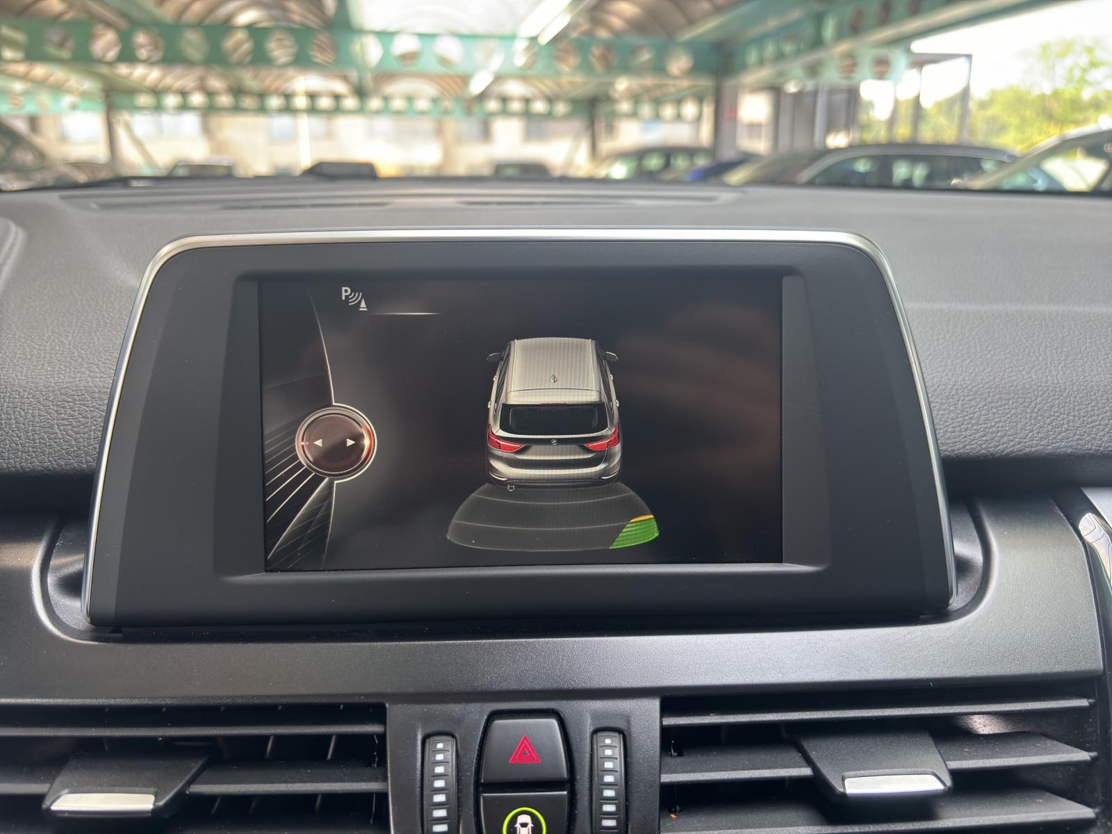 BMW 218d Gran Tourer-image-18