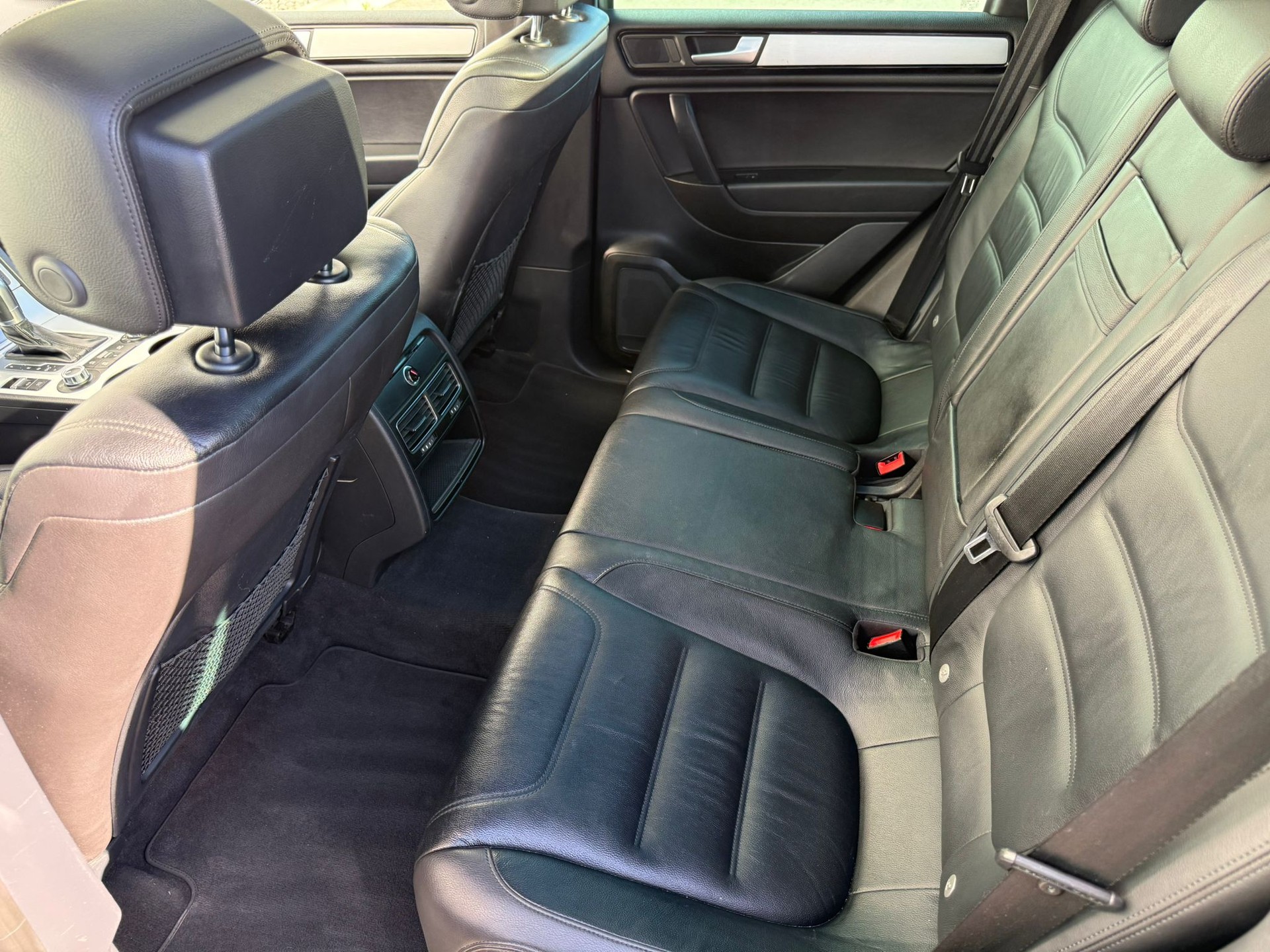 VW Touareg 3.0 TDI BMT Black Pearl Tiptronic-image-11