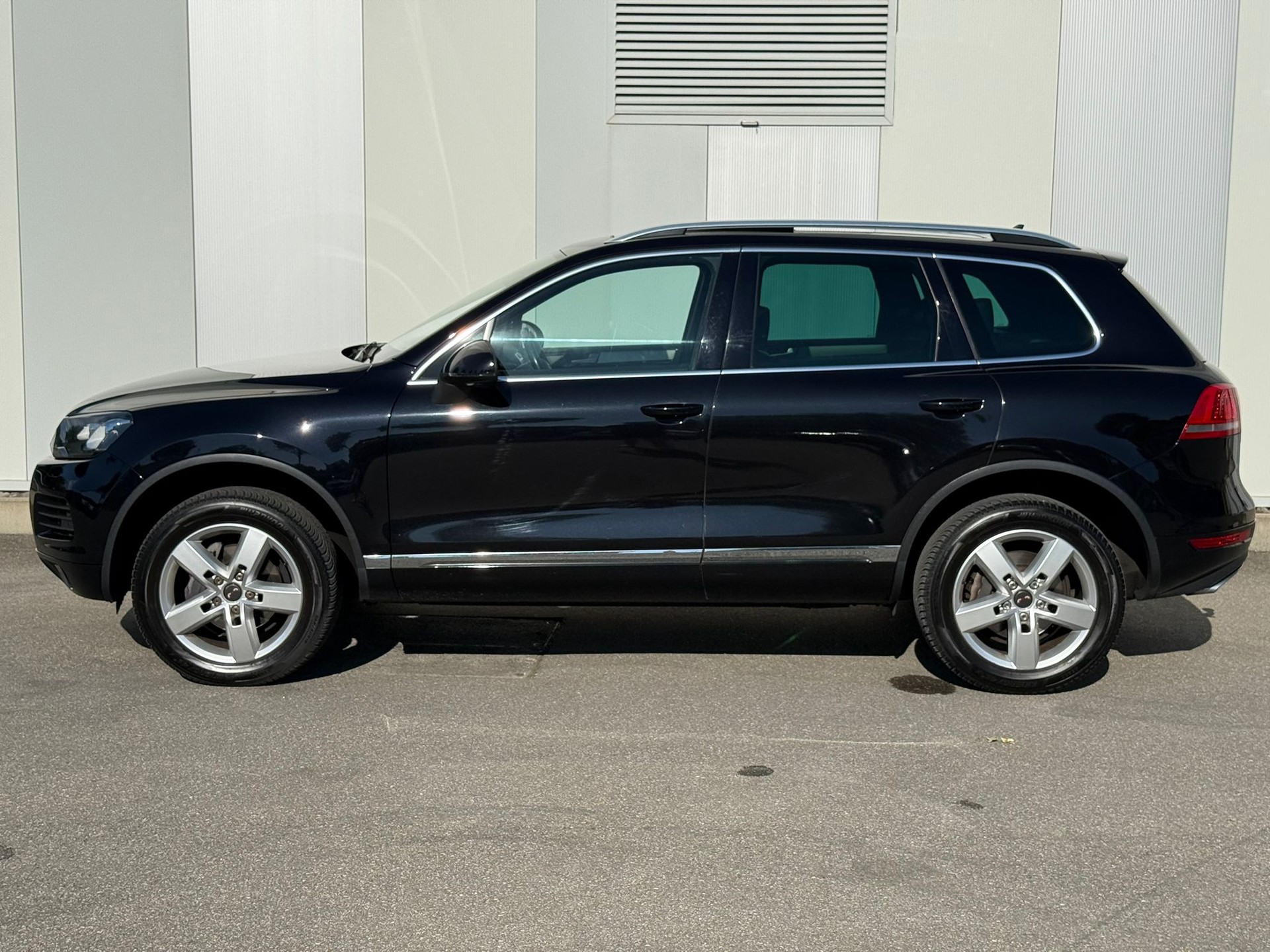 VW Touareg 3.0 TDI BMT Black Pearl Tiptronic-image-7