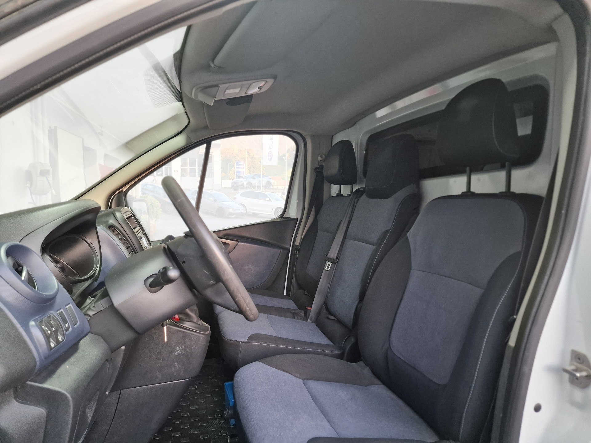 OPEL Vivaro 1.6 CDTI 2.7t L1H1 12Mt Gara MFK Neu-image-9